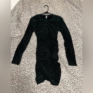Xtraordinary XS emerald green long sleeve dress